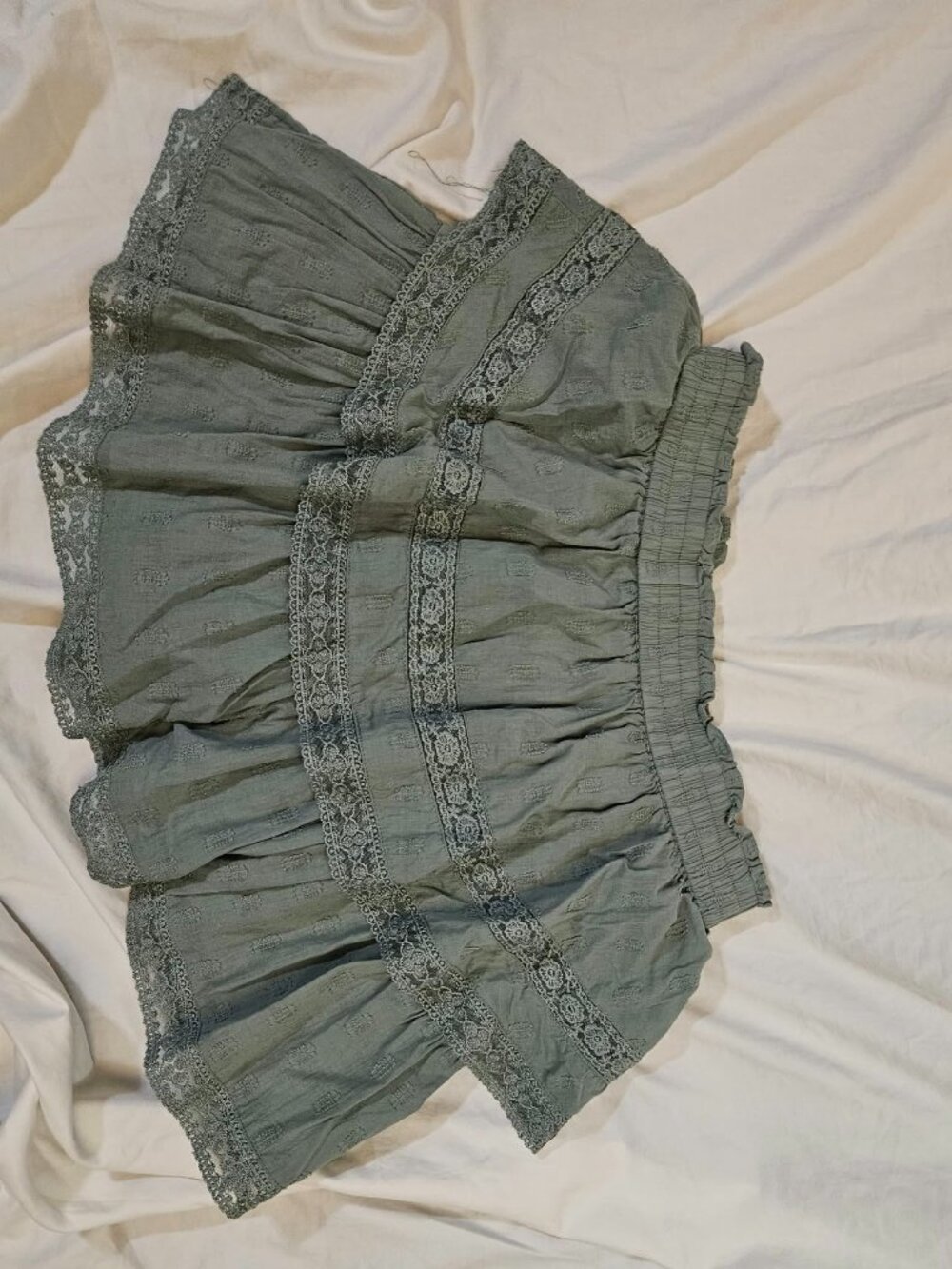 Altar'd State Winslow Tiered Ruffle Lace Mini Skort Sage Green Large